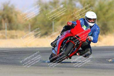 media/Jan-08-2022-SoCal Trackdays (Sat) [[1ec2777125]]/Turn 2 (150pm)/